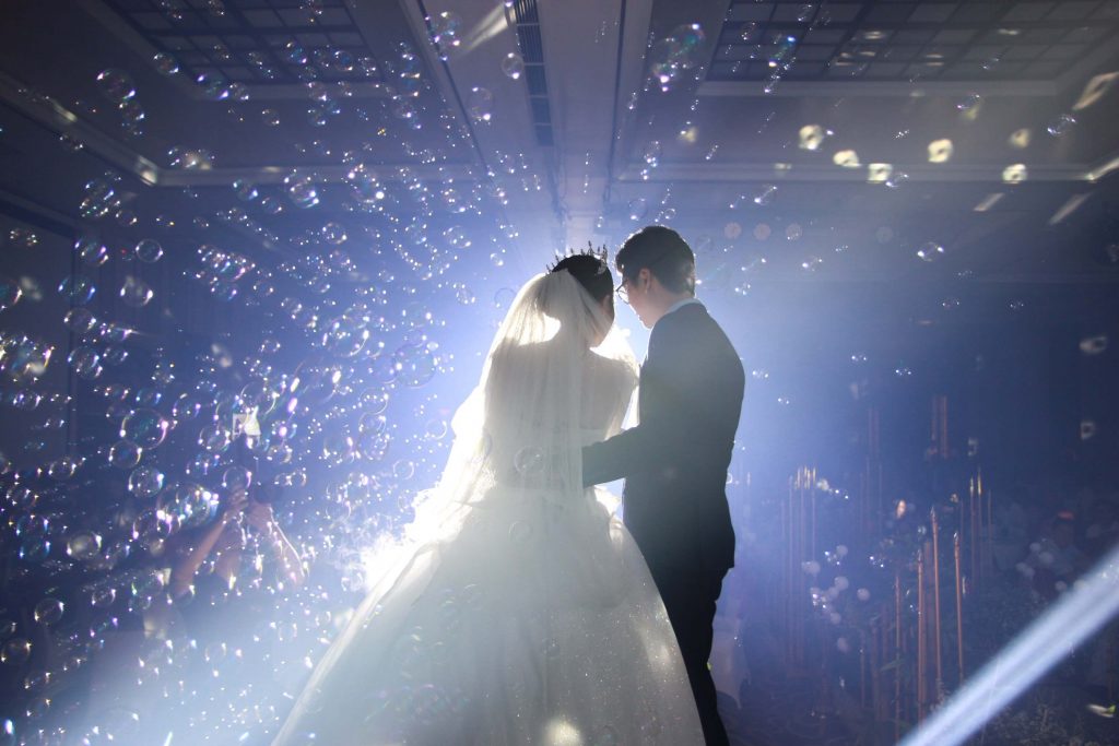 Khoảnh khắc trọn vẹn vào ngày tổ chức tiệc cưới 1