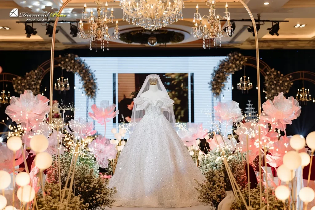 3 Lý Do Ánh Sáng Tiệc Cưới Tại Diamond Place Luôn Tạo Ra Sự Khác Biệt Ánh sáng theo từng concept cưới khác nhau